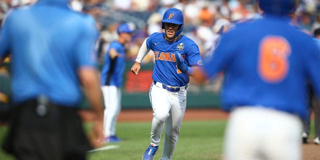 Ty Evans runs home