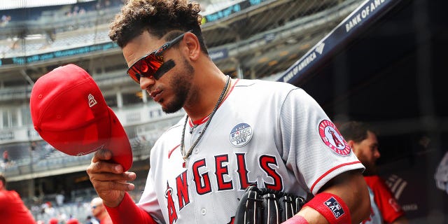 Juan Lagares prepares to take the filed for the Angels against the Yankees
