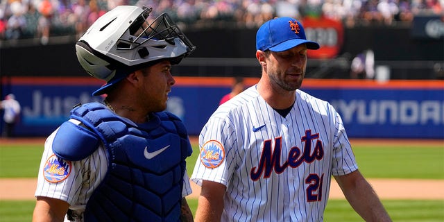 Mets' Max Scherzer Annoyed With Rigid In-between Innings Pitch Clock ...