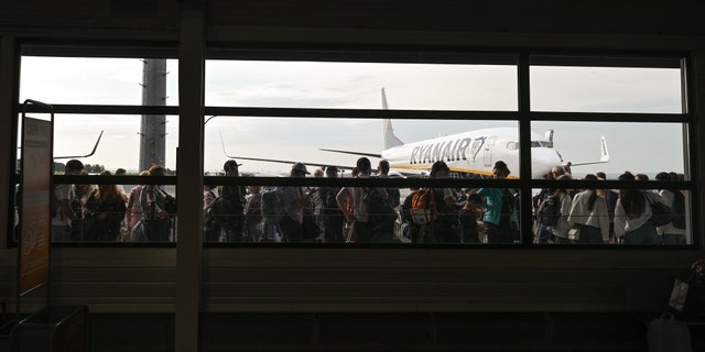 Paris-Beauvais Airport strike