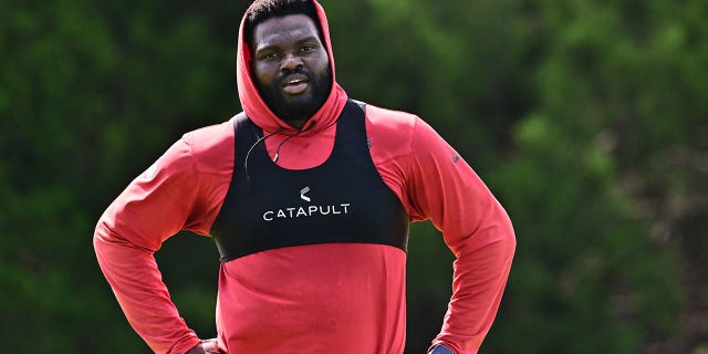 Shaquil Barrett during the Bucs mandatory minicamp