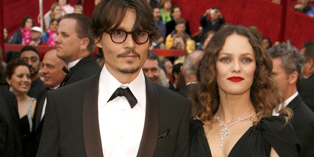 Johnny Depp and Vanessa Paradis at the Academy Awards in 2008