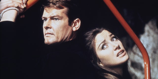 Roger Moore and Jane Seymour in a scene from their 007 film