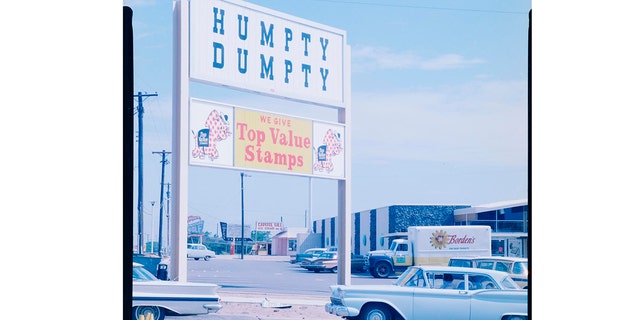 Humpty Dumpty grocery store
