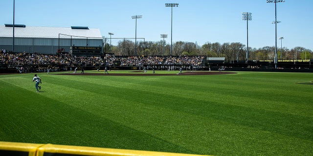 Indiana State baseball player tricks everyone with fake home robbery in NCAA tournament game 3 Iowa Hawkeyes baseball field