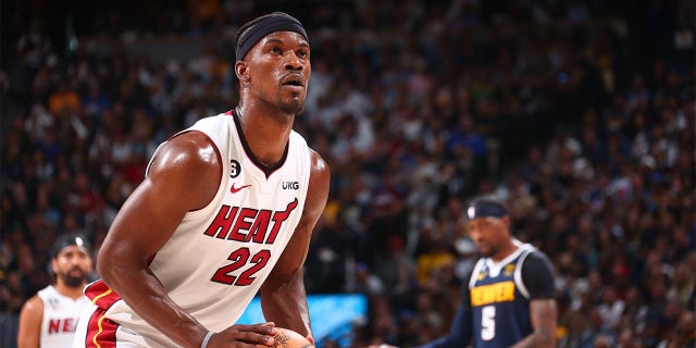 Jimmy Butler prepares to shoot free throw