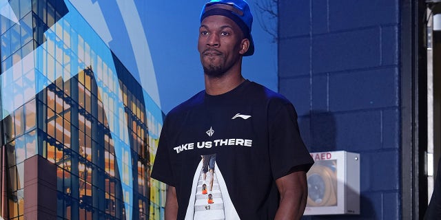 Jimmy Butler walks into arena