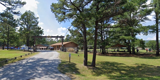 driveway to Kiamichi Baptist Assembly camp