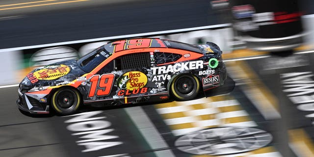 Martin Truex Jr races
