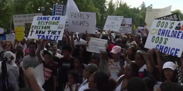 Maryland parents protesting
