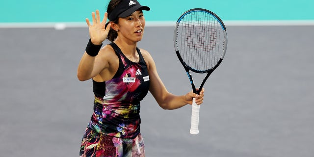 Miyu Kato reacts
