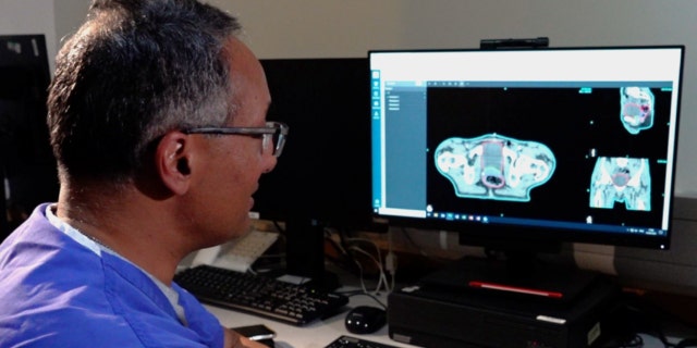 Dr. Raj Jena ve AI sistemi OSAIRİS