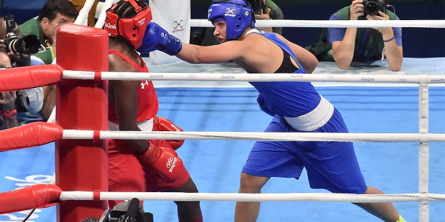 Shields Claresa Maria fights lakushina laroslava