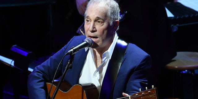 Paul Simon