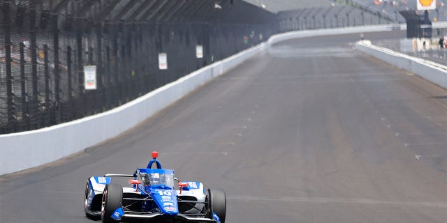 Alex Palou drives