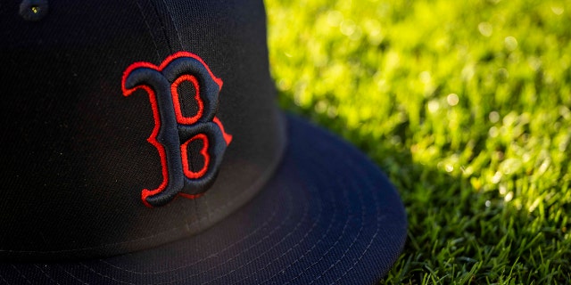 A Red Sox cap