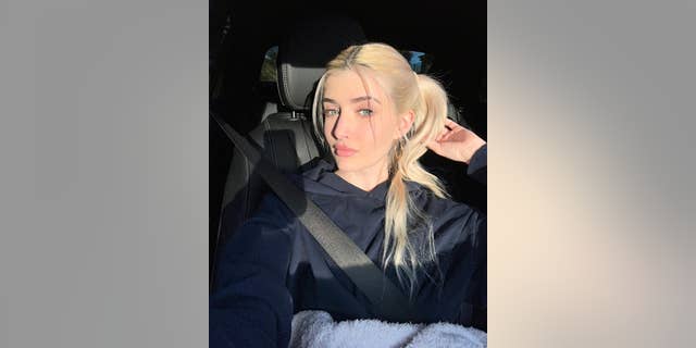 Sami Sheen selfie