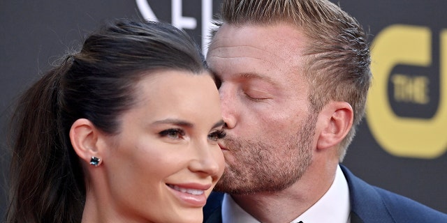 Sean McVay kisses Veronika Khomyn