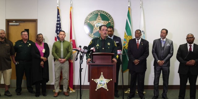 Sheriff Billy Woods and community leaders