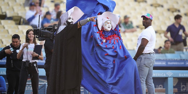 Sisters of Perpetual Indulgence are recognized at Dodger Stadium