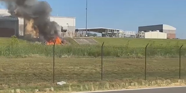 flames seen from small plane crash