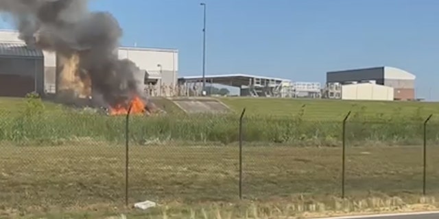 flames seen from small plane crash