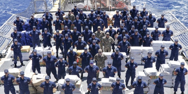 12 contrabandistas detenidos