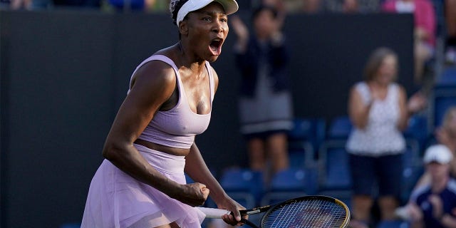 Venus Williams celebrates