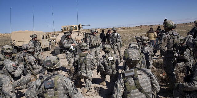 Army soldiers training