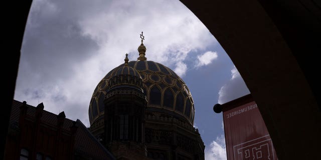 synagogue