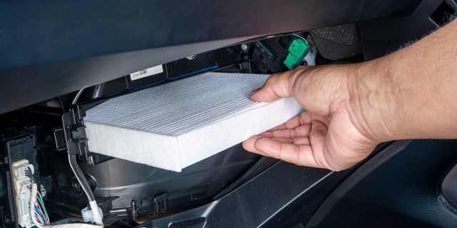 cabin air filter removal