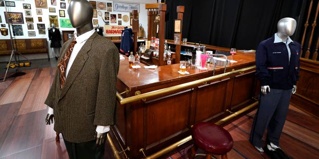 Cheers bar