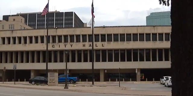 Exterior of Fort Worth City Hall