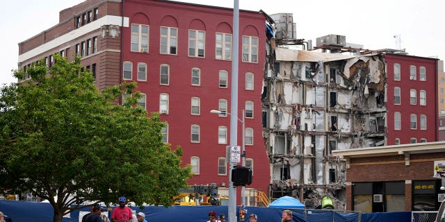 Iowa apartment collapse