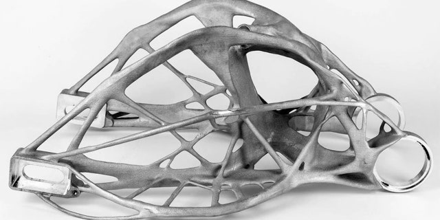 lightning swingarm