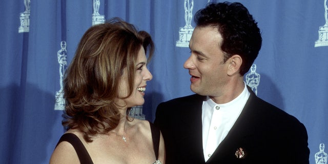 Tom Hanks and Rita Wilson at the 1995 Oscars