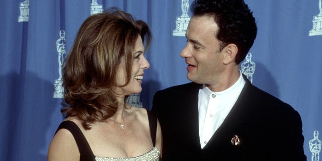 Tom Hanks and Rita Wilson at the 1995 Oscars