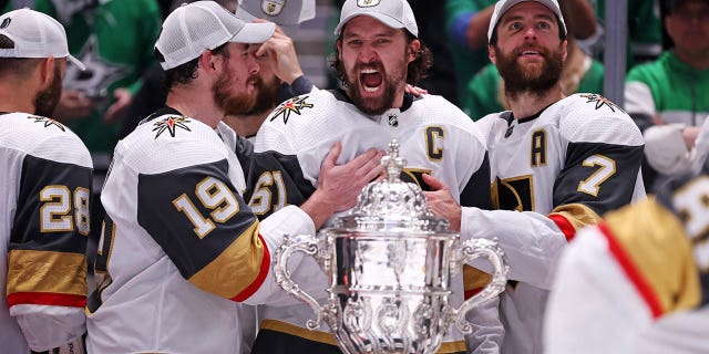 Golden Knights celebrate wining Western Conference Finals