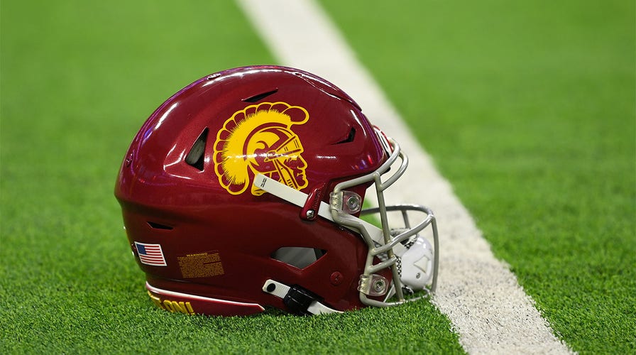 4-star wide receiver uses infant son to announce USC commitment | Fox News