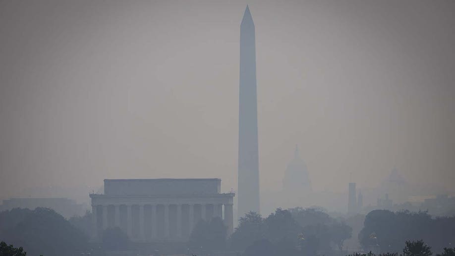 Washington DC covered in smoke