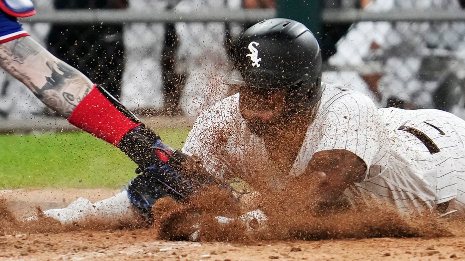White Sox fall to Rangers. Blame the Entire State of Texas - South