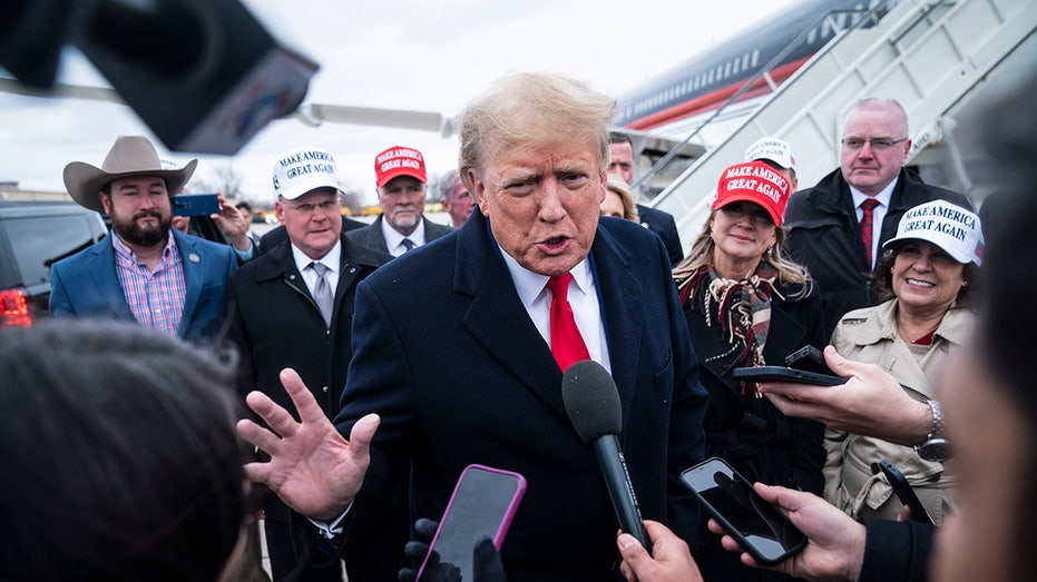 Trump taps GOP operative to lead Iowa, New Hampshire campaign push amid DeSantis battle: report