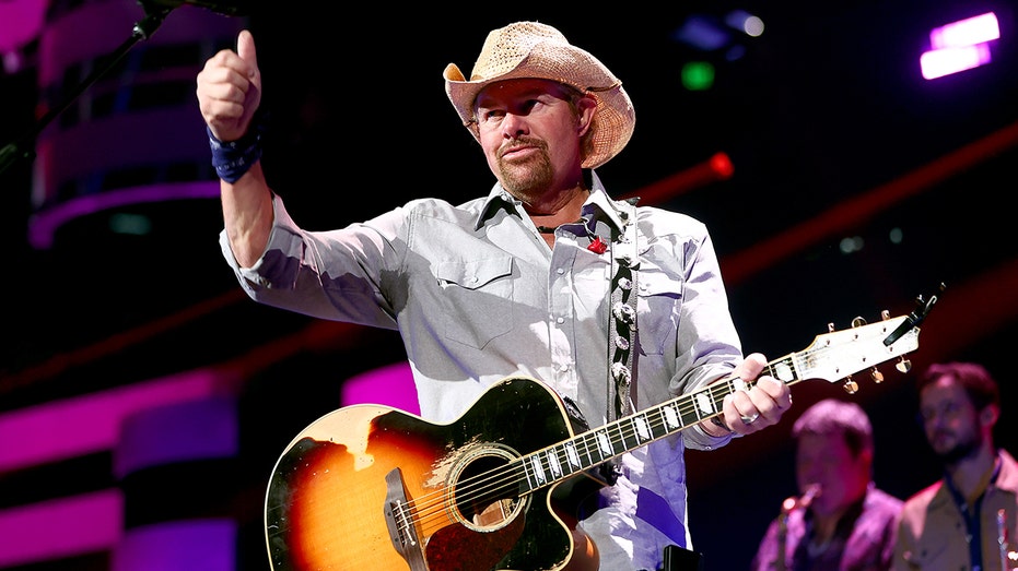 Toby Keith is ‘feeling good’ amid stomach cancer battle and hoping to ‘be on the road again soon’ Toby Keith is ‘feeling good’ amid stomach cancer battle and hoping to ‘be on the road again soon’
