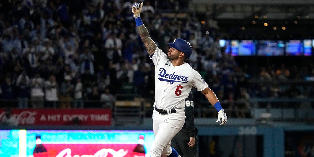 Dodgers rally to beat Pirates behind back-to-back home runs from JD  Martinez, David Peralta