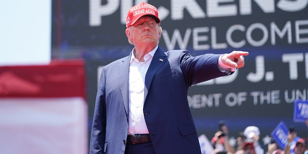 NY Dems' renewed effort to bar Trump from ballot likely DOA without even considering 14th Amendment: expert - Vimarsana News