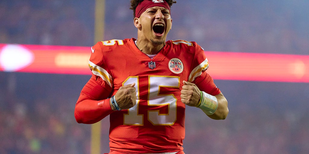 Travis Kelce calls Patrick Mahomes the 'Houdini of our era' after magician  unveils latest trick for Chiefs 