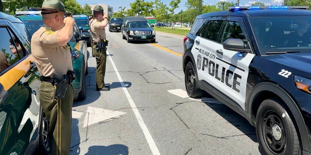 Accused Vermont cop killer pleads innocent in fatal crash - Vimarsana News