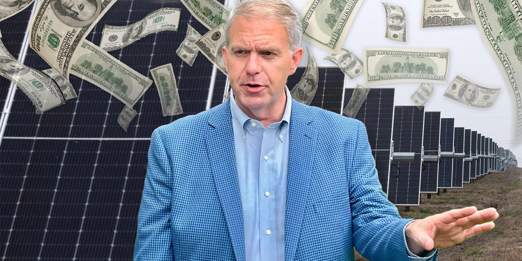 Dem gubernatorial candidate took money from solar utility officials he regulates: 'Blows my mind' - Vimarsana News