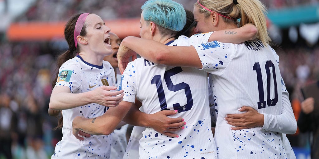 Majority of USWNT remains silent as national anthem plays prior to Women's  World Cup opener against Vietnam