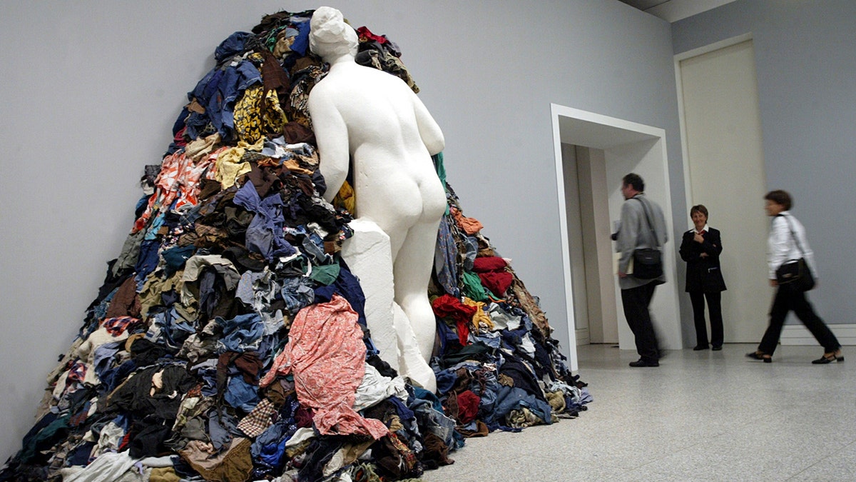the series "Venus of the Rags" Sculptures from Michelangelo Pistoletto